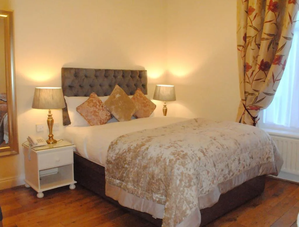 Room, Waterloo Lodge, Dublin