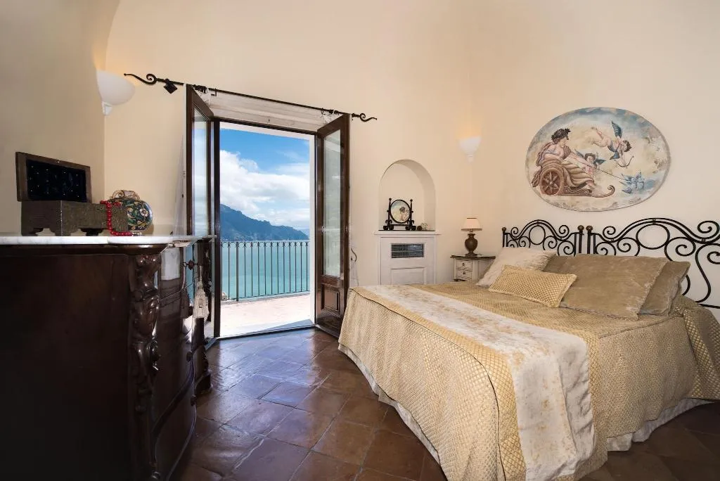 Room, Villa Alba d'Oro - Historic Luxury Villa, Naples