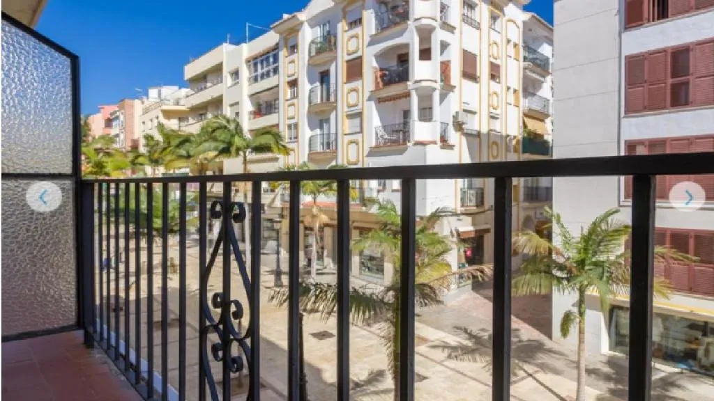 TRIPLE WITH TERRACE Room, Sol y Miel, Costa Del Sol