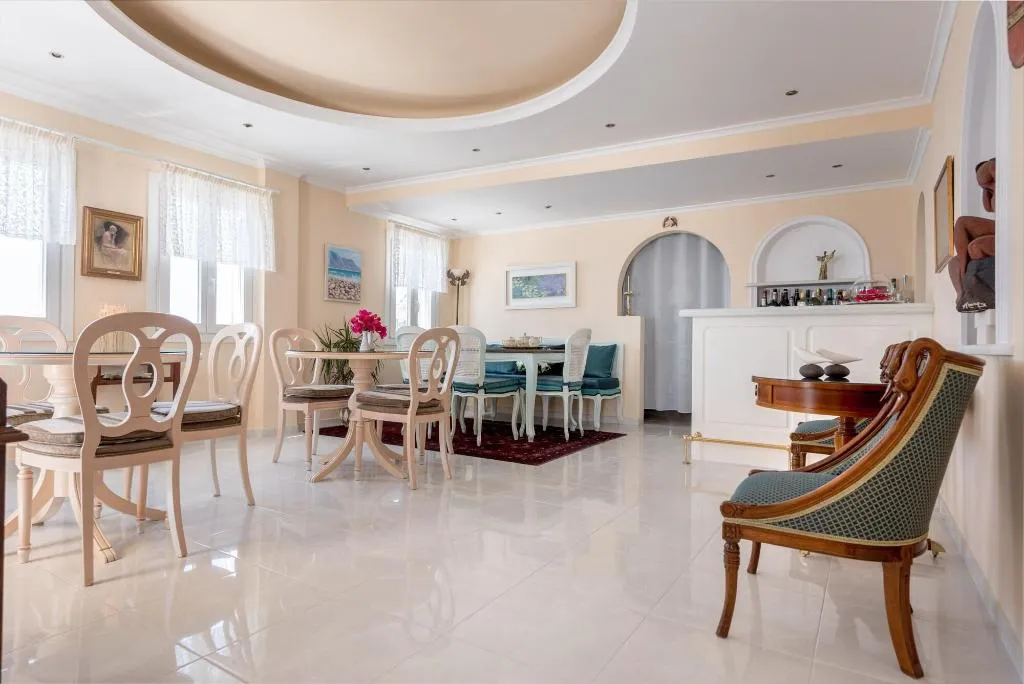 Restaurant, Villa Renos, Santorini
