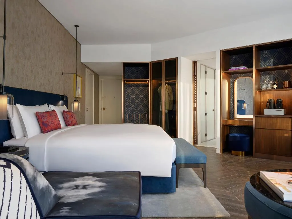 Room, SO/ Uptown Dubai, Dubai