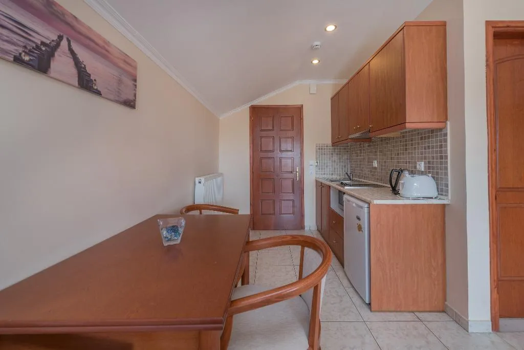 JUNIOR SUITE CAPACITY 4 Room, Oscar Villa & Studios, Zante