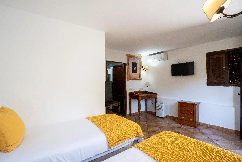 DOUBLE ECONOMY Room, Agroturismo Can Pere Sord, Ibiza