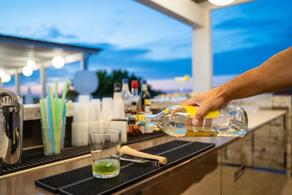 Bar, Red Sun Village, Alghero
