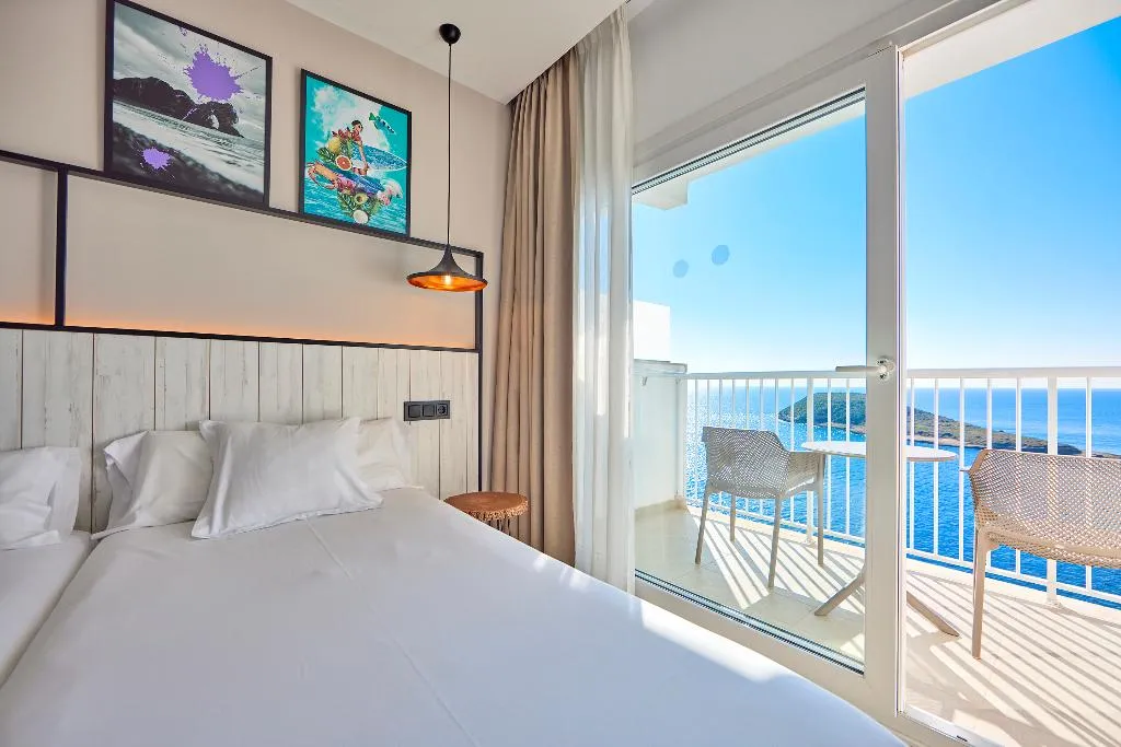 DOUBLE SUPERIOR SEA VIEW Room, Hotel Florida Magaluf Only Adults, Majorca