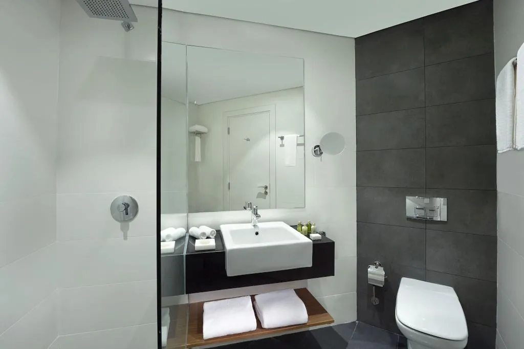 SUITE ONE BEDROOM Room, TRYP by Wyndham Dubai, Dubai