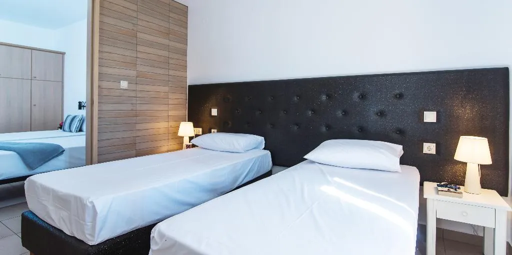 APARTMENT SUPERIOR ONE BEDROOM Room, Real Palace, Crete