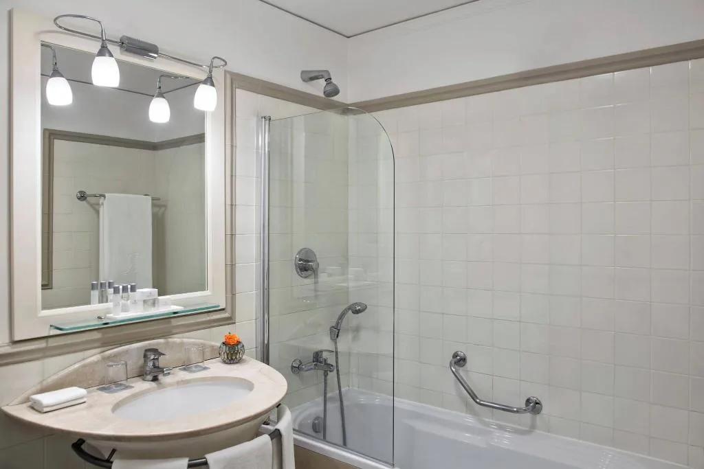 DOUBLE SEA VIEW KING BED Room, Renaissance Naples Mediterraneo, Naples