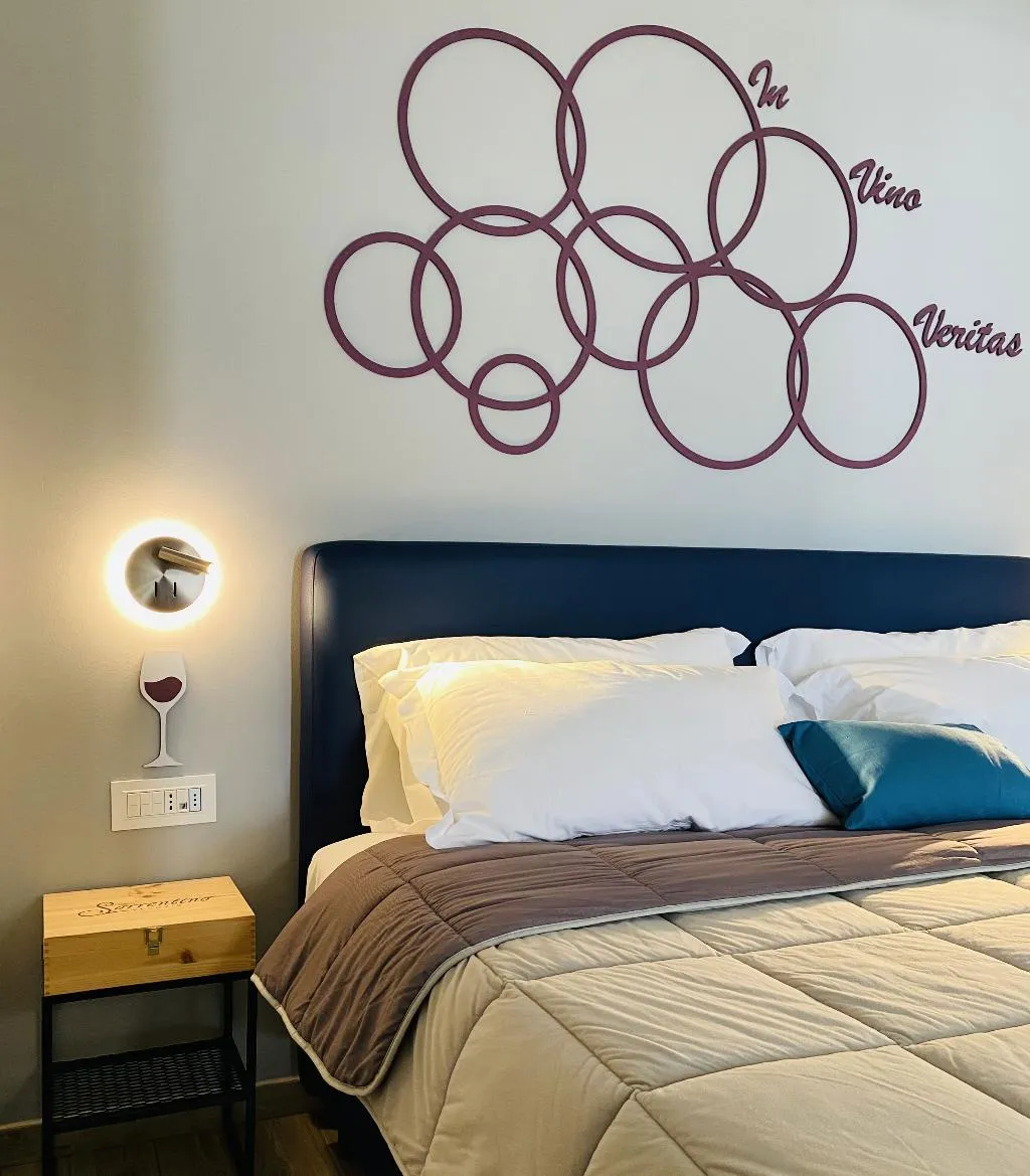 JUNIOR SUITE STANDARD Room, Vesuvio Inn Bed & Wine Experience, Naples
