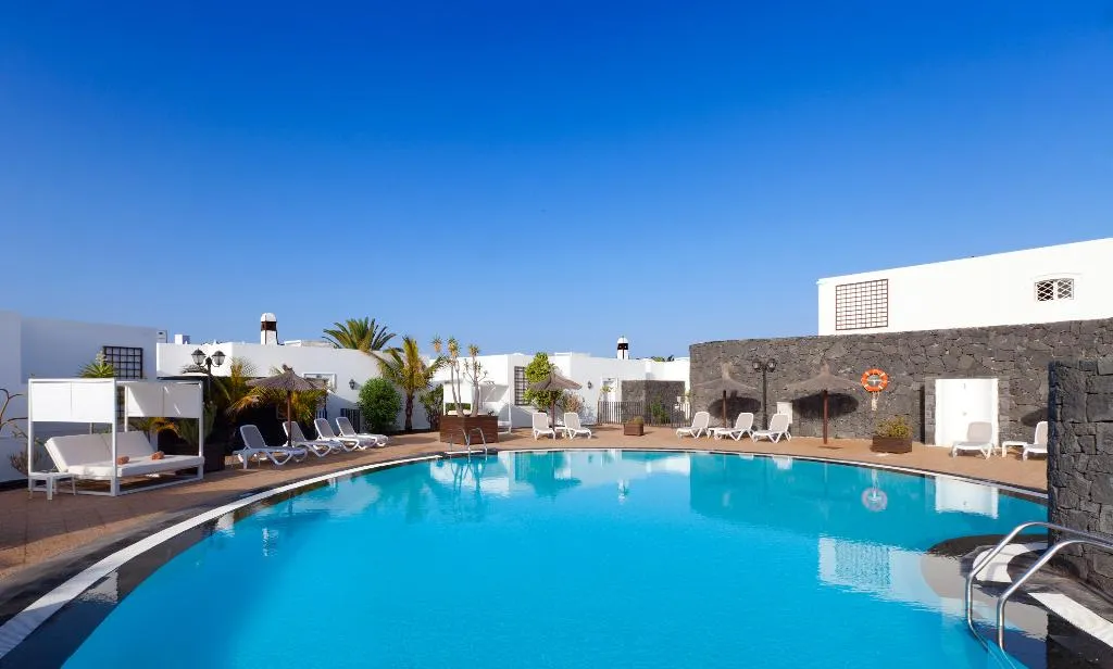 Pool, Apartamentos LIVVO Coloradamar, Lanzarote