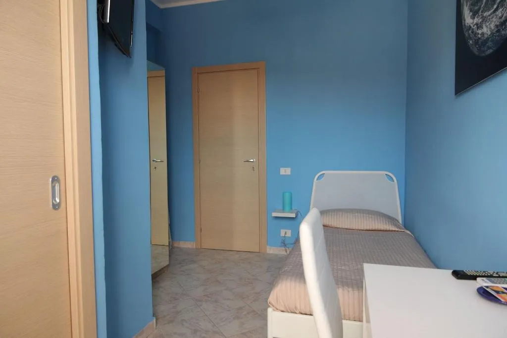 Room, B&B Kosmos, Catania