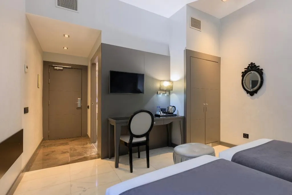 DOUBLE STANDARD Room, Hotel Ciutadella Barcelona, Barcelona