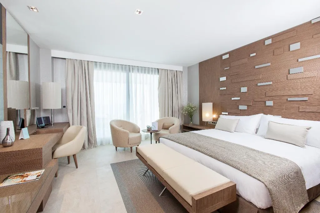 DOUBLE SUPERIOR Room, The Oasis by Don Carlos Resort, Costa Del Sol
