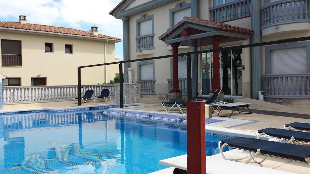 Sports and Entertainment, Portofino, Costa Brava