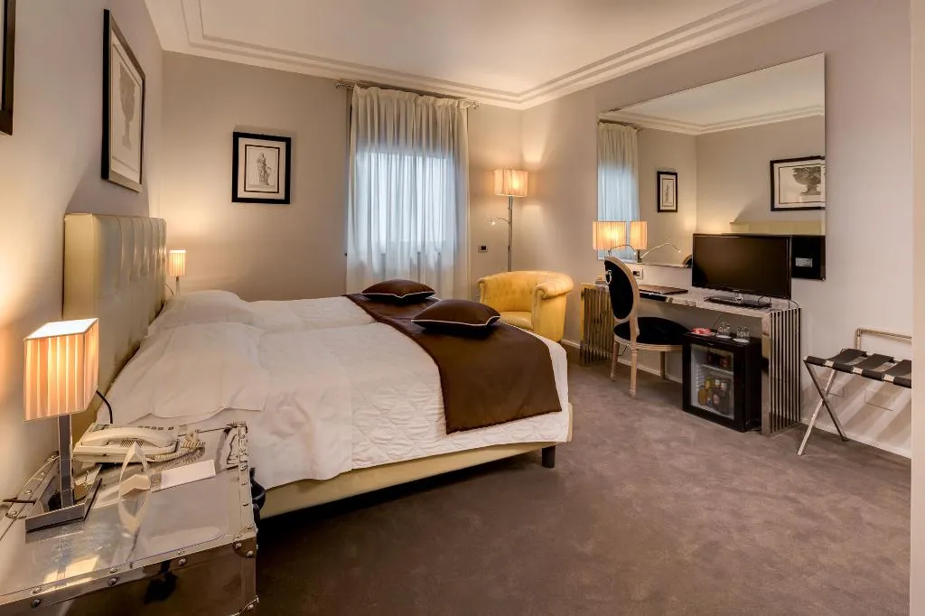 DOUBLE SINGLE USE CLASSIC Room, Roma, Florence