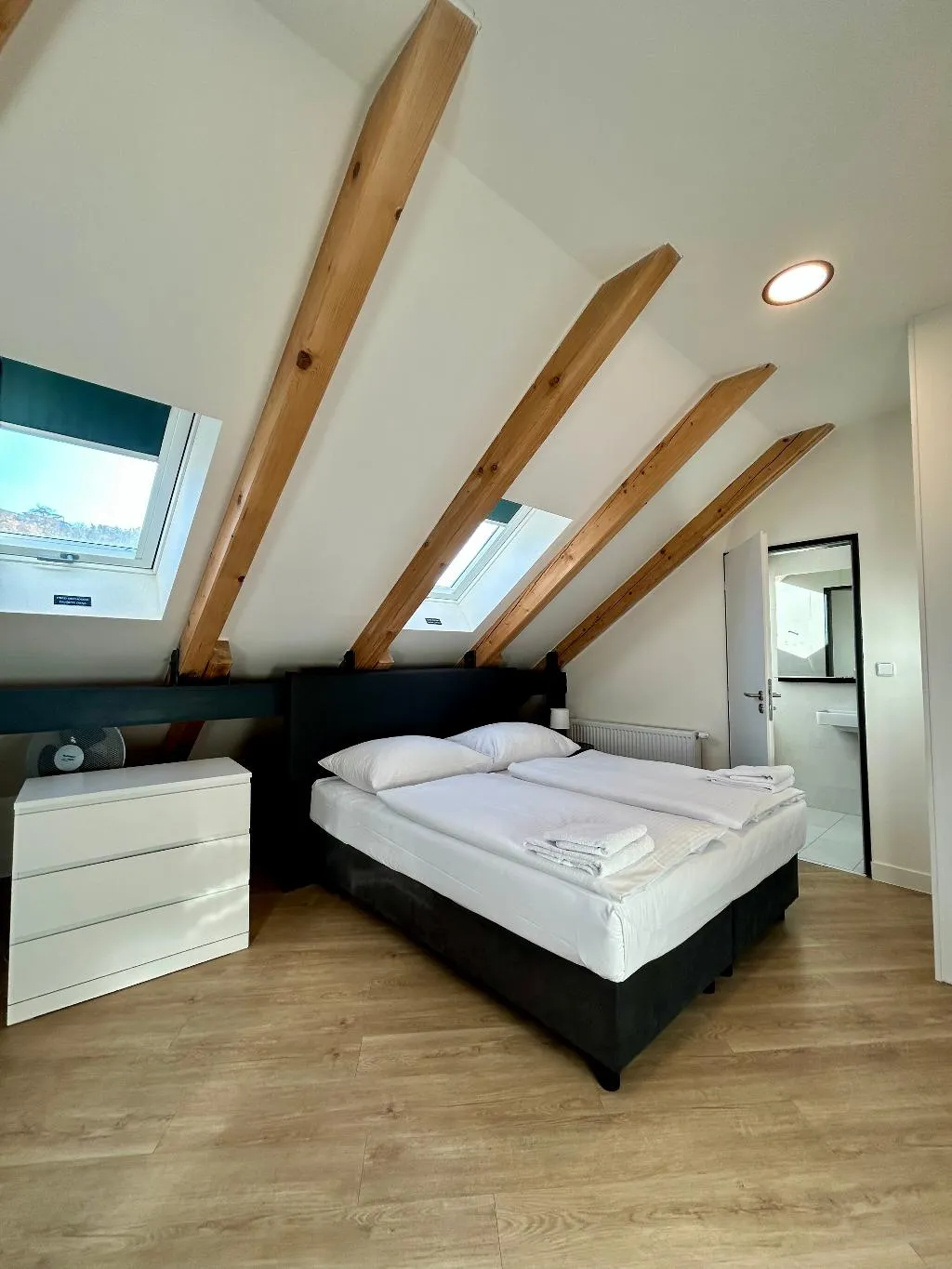 JUNIOR SUITE STANDARD Room, Figaro Suites, Prague