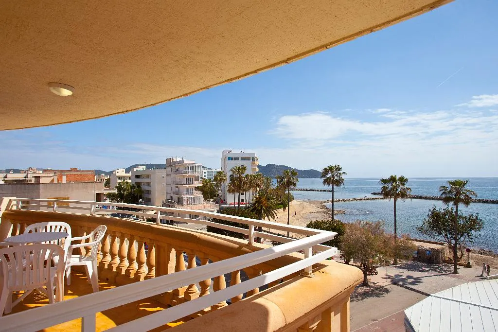 APARTMENT TWO BEDROOMS Room, Apartamentos Sol y Mar, Majorca