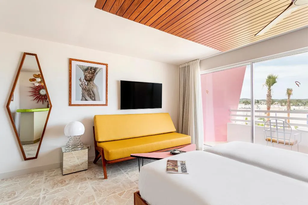 JUNIOR SUITE POOL VIEW Room, Los Felices Ibiza, Ibiza
