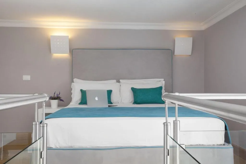 APARTMENT QUEEN SIZE BED Room, La Piazzetta Sorrento, Naples