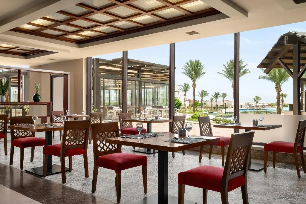Restaurant, Mövenpick Waterpark Resort & Spa Soma Bay, Red Sea Riviera