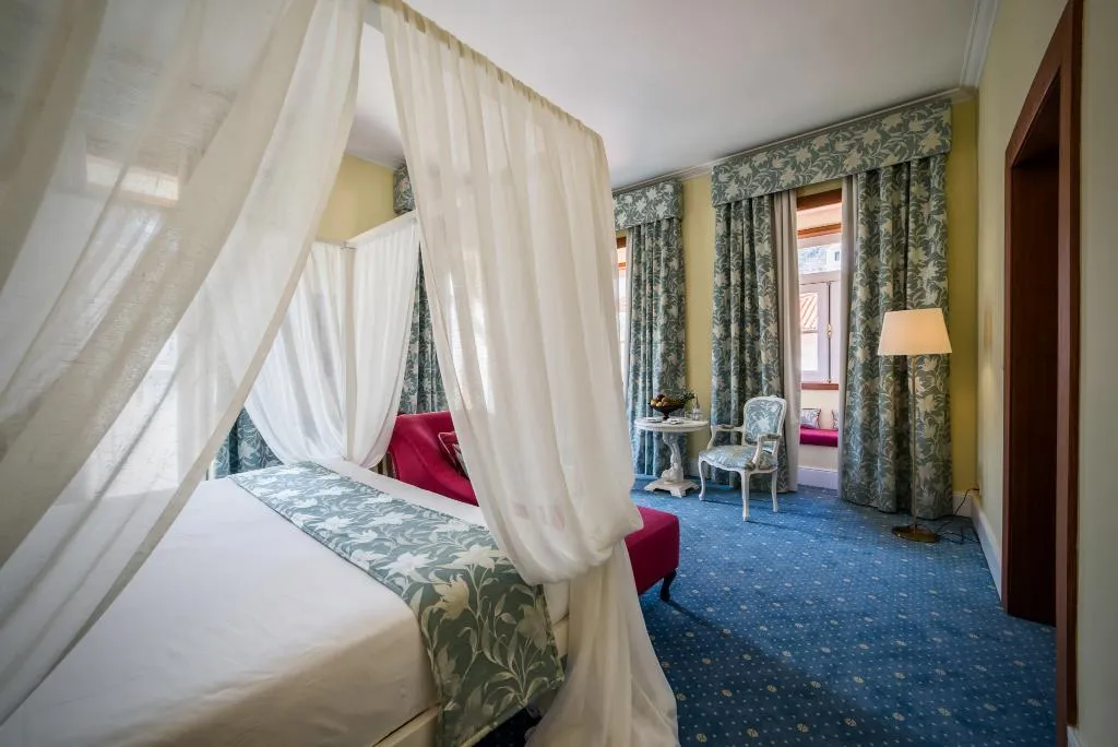 SUITE DELUXE RIVER VIEW Room, The Vintage House - Douro, Porto
