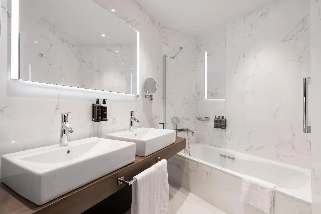 Double or Twin CITY VIEW Room, Eurostars Universal Lisboa, Lisbon