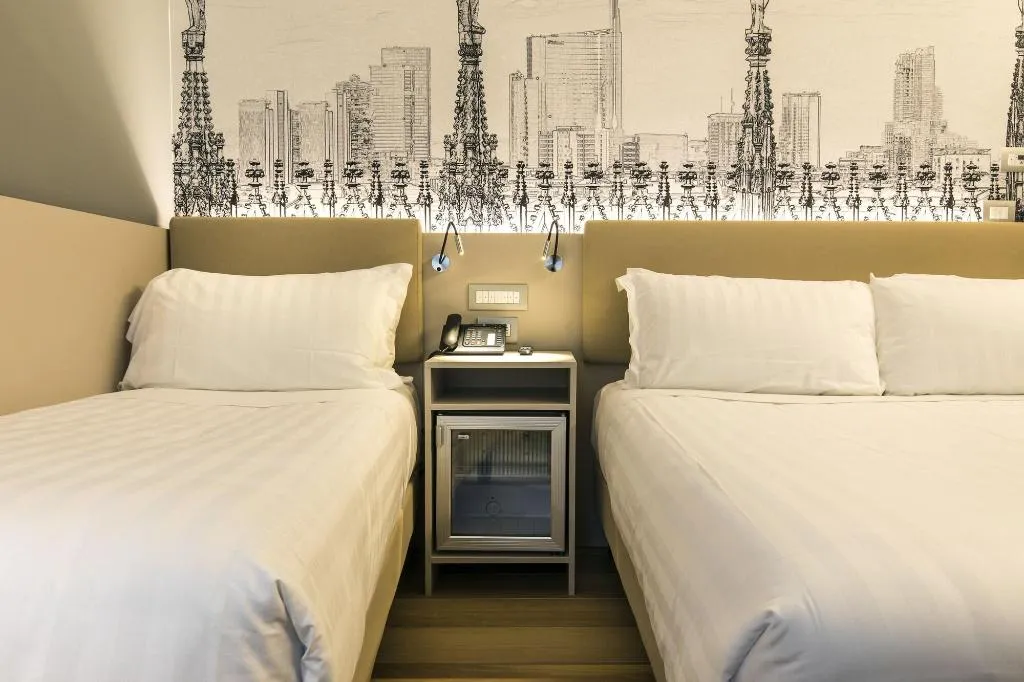 Room, 43 Station Hotel, Milan