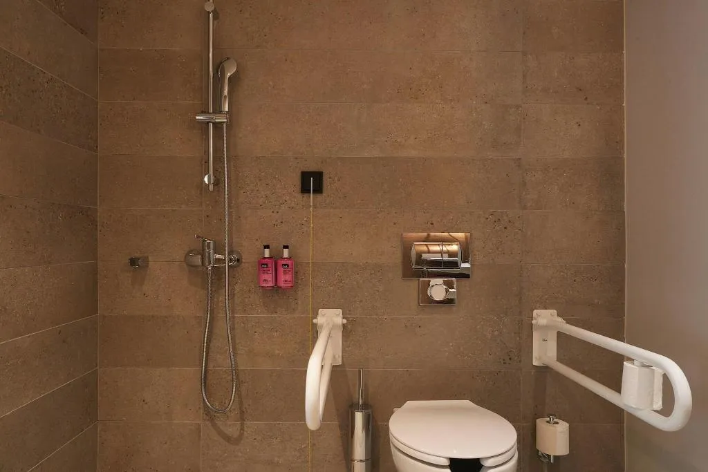 Room, Moxy Patra Marina, Athens