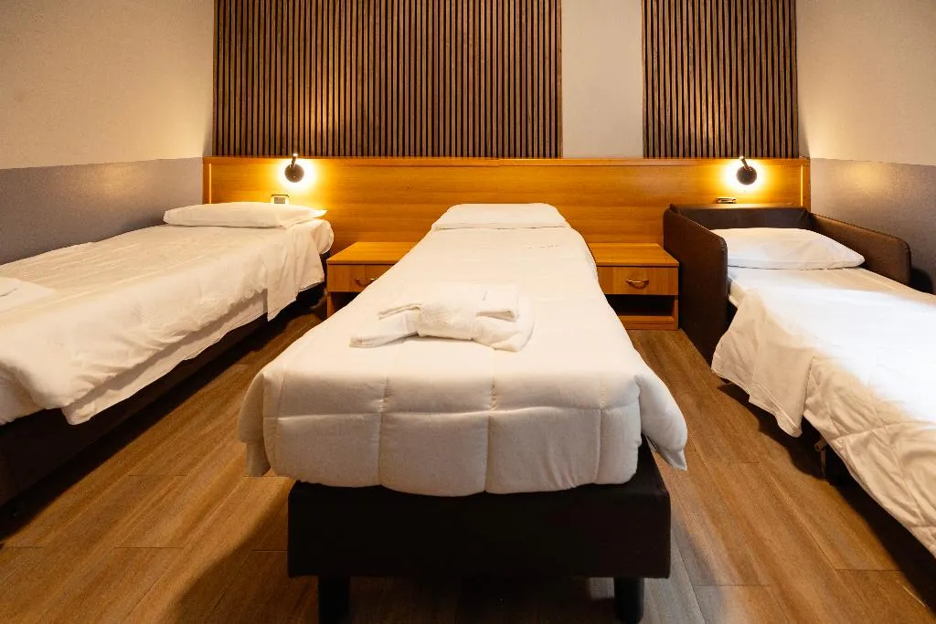 TRIPLE STANDARD Room, Scheppers Hotel, Rome