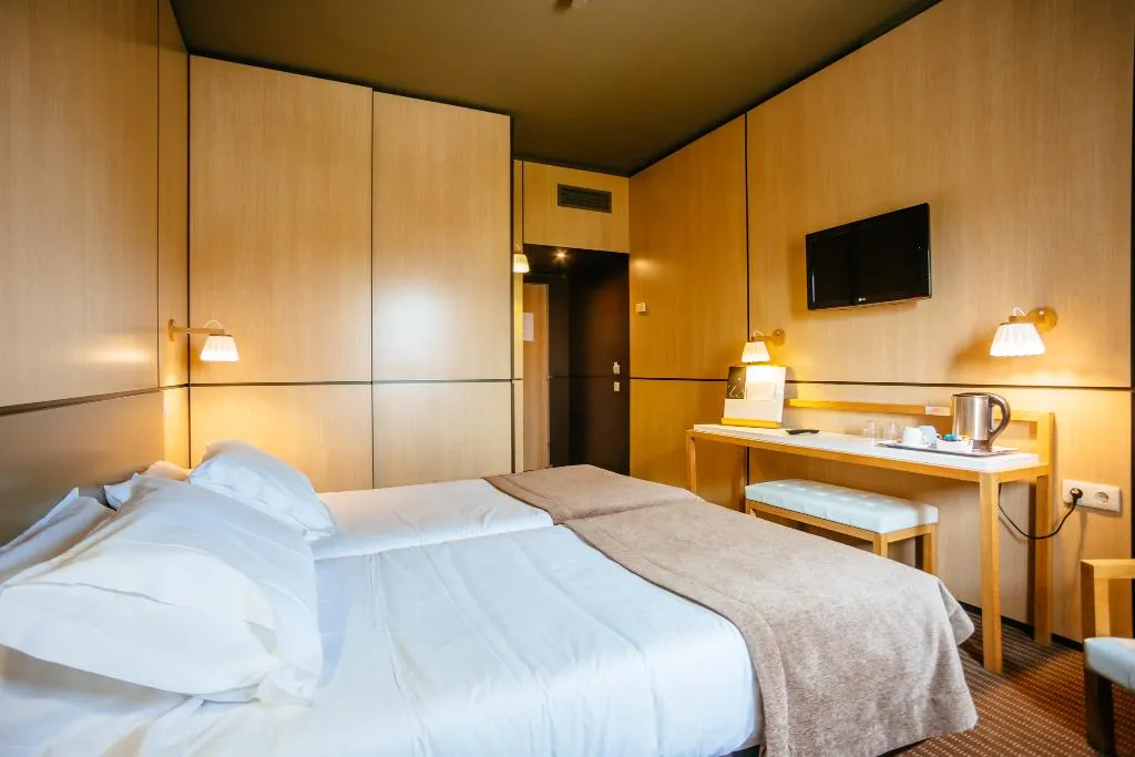 Room, Axis Vermar Conference & Beach Hotel, Porto