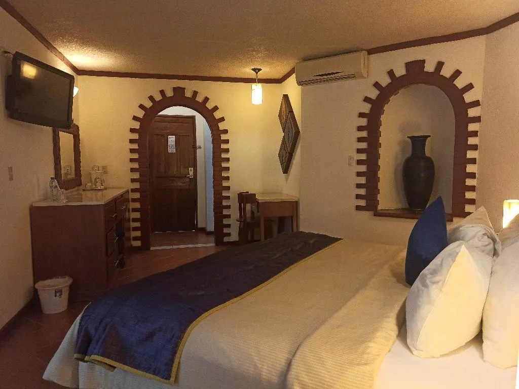 Double or Twin ONE BED Room, Ecotel Quinta Regia, Cancun Area