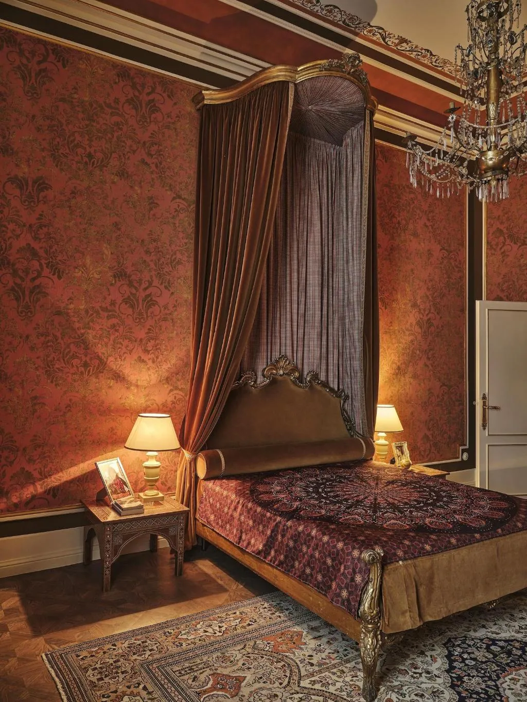 Room, Capri Moon Guest House, Florence