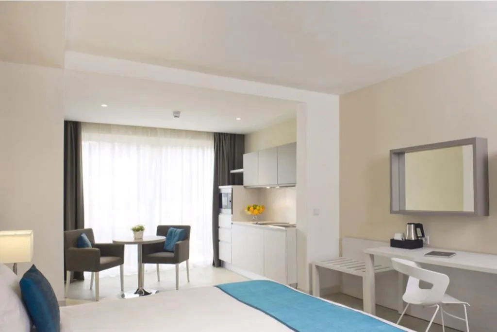 STUDIO STANDARD Room, Salini Resort, Malta