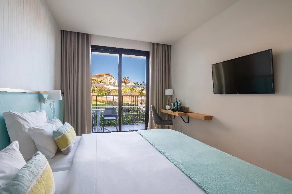 Double or Twin GARDEN VIEW Room, Sentido Galomar Adults only, Madeira