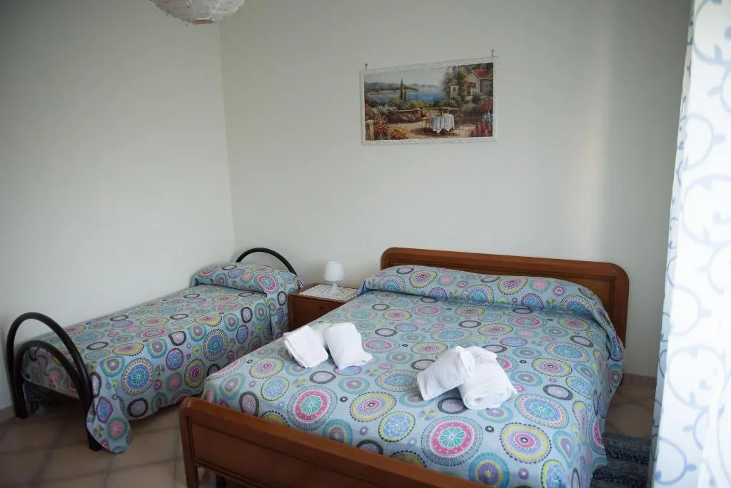 Room, Area Domus, Naples