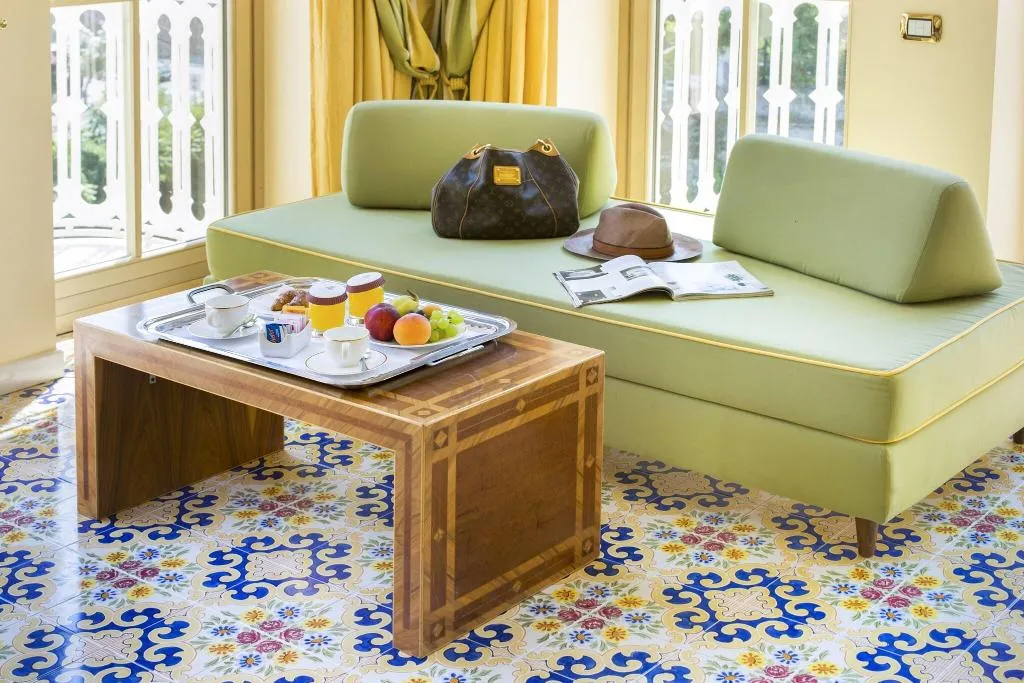TRIPLE WITH BALCONY Room, Antiche Mura, Naples