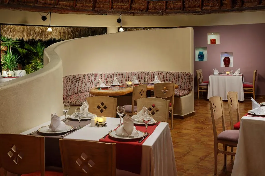 Restaurant, The Reef CocoBeach, Playa Del Carmen
