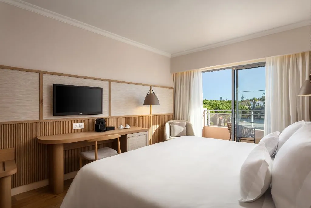 Double or Twin CLASSIC RESORT VIEW Room, Grande Real Santa Eulalia Resort & Hotel Spa, Algarve