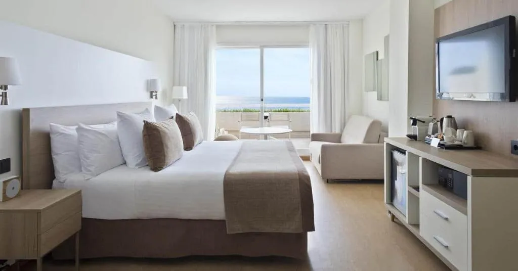 DOUBLE STANDARD Room, Melia Sitges, Costa Brava