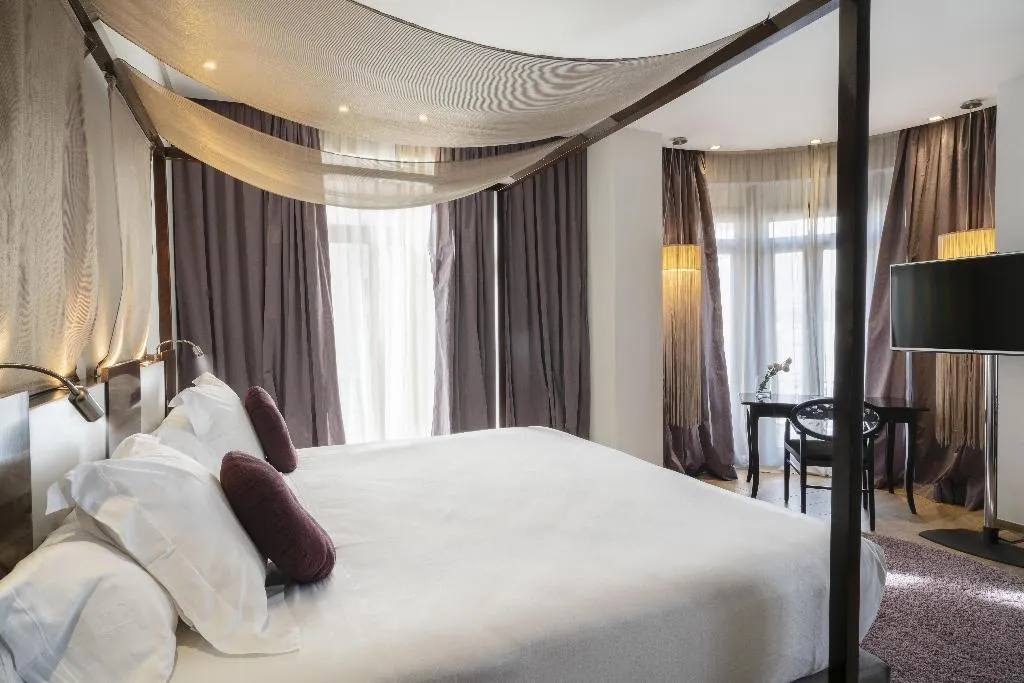Room, Vincci Palace, Valencia