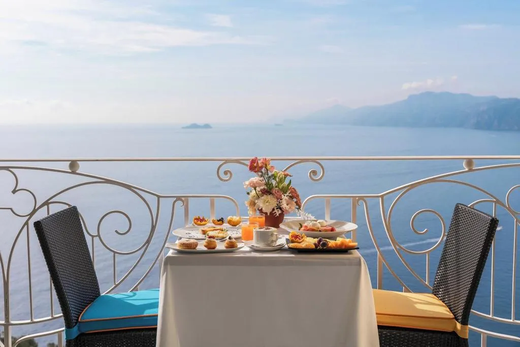 Restaurant, Tramonto D'oro, Naples