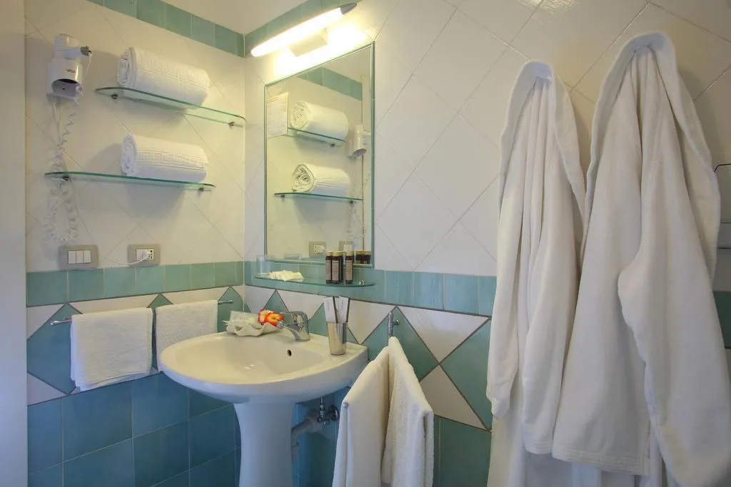 Double or Twin STANDARD Room, Hotel Matarese, Naples