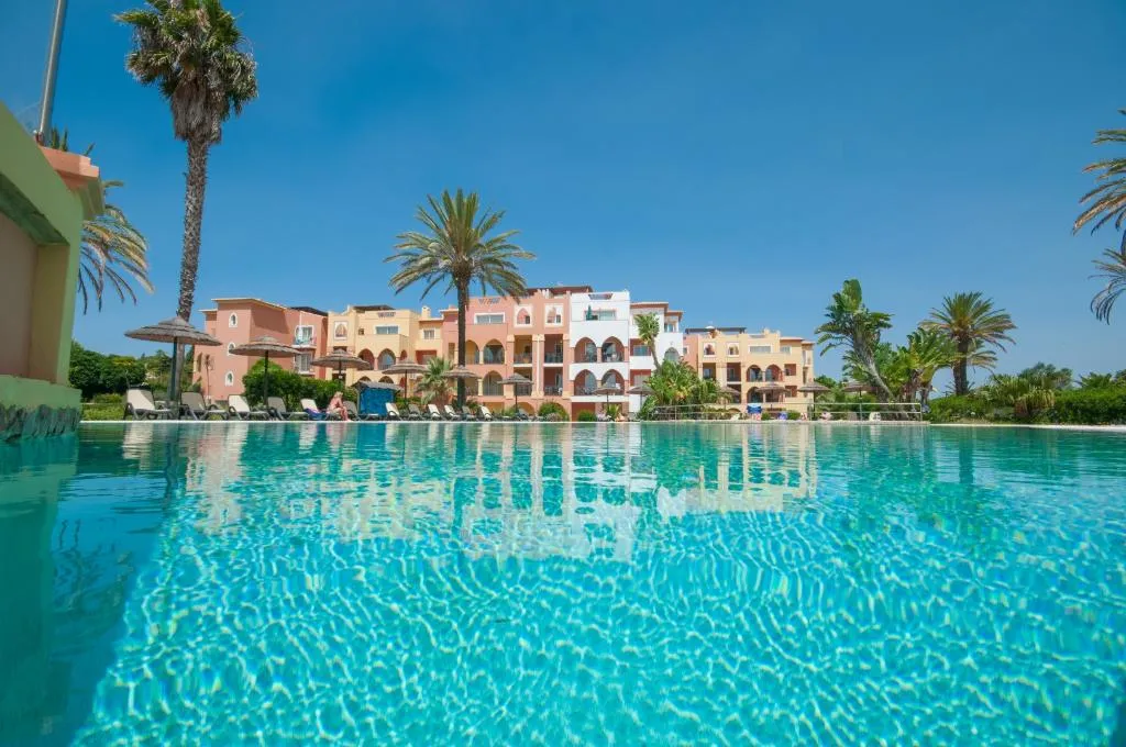 Pool, Jardim da Meia Praia, Algarve