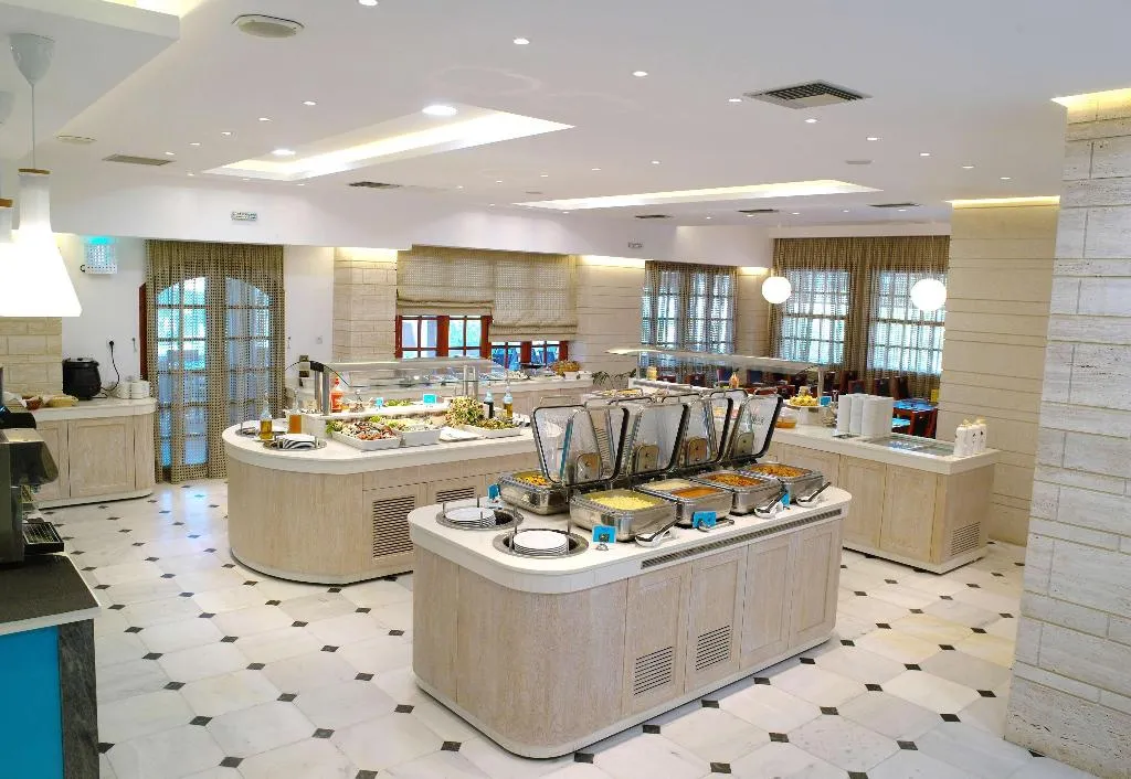 Restaurant, COOEE Kyknos Beach Hotel & Bungalows, Crete