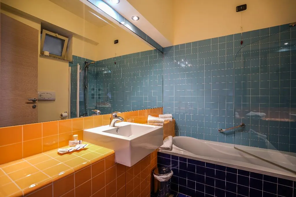 QUADRUPLE STANDARD Room, GH Avalon Sikani Resort, Catania