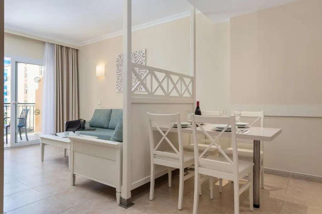APARTMENT POOL VIEW Room, Aparthotel Can Picafort Palace, Majorca