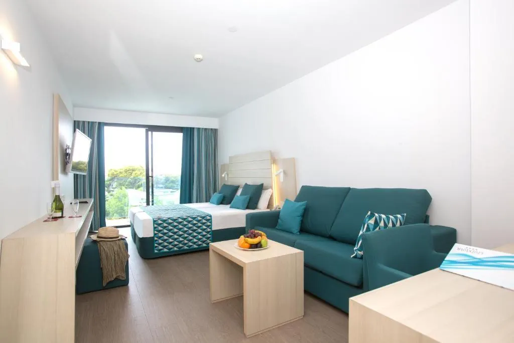JUNIOR SUITE STANDARD Room, Hotel Luxor, Majorca