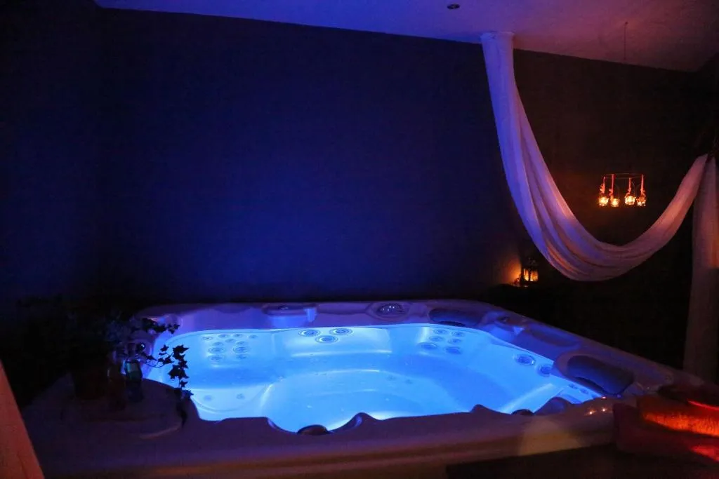 Pool, Acropol, Thessaloniki