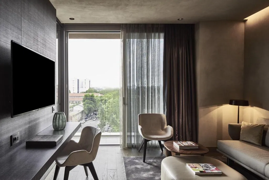 SUITE KING SIZE BED Room, Hotel Viu Milan, Milan
