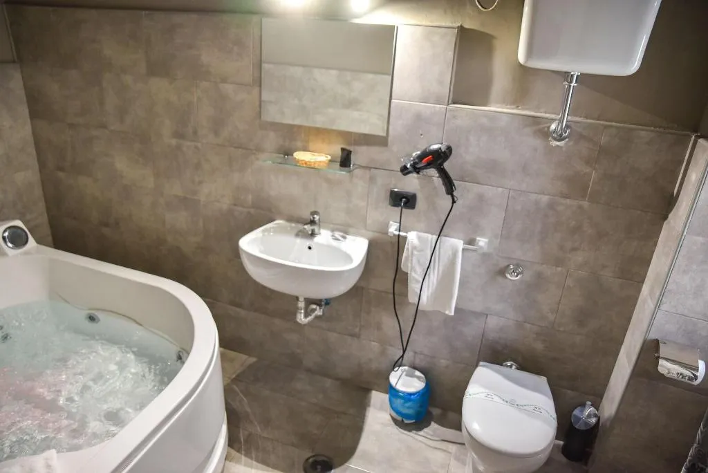 Room, Mirosa Bed And Breakfast, Naples